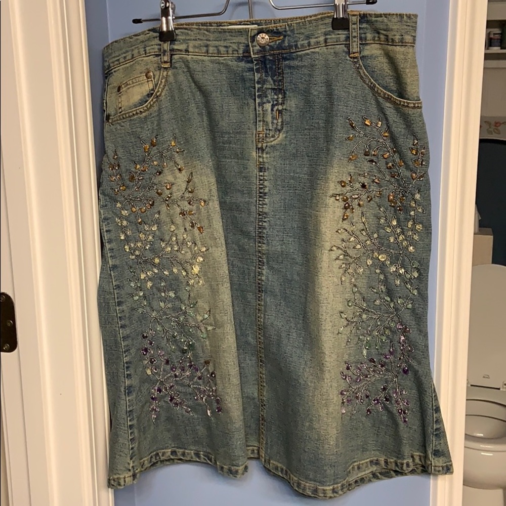 Ladies distressed beaded denim skirt